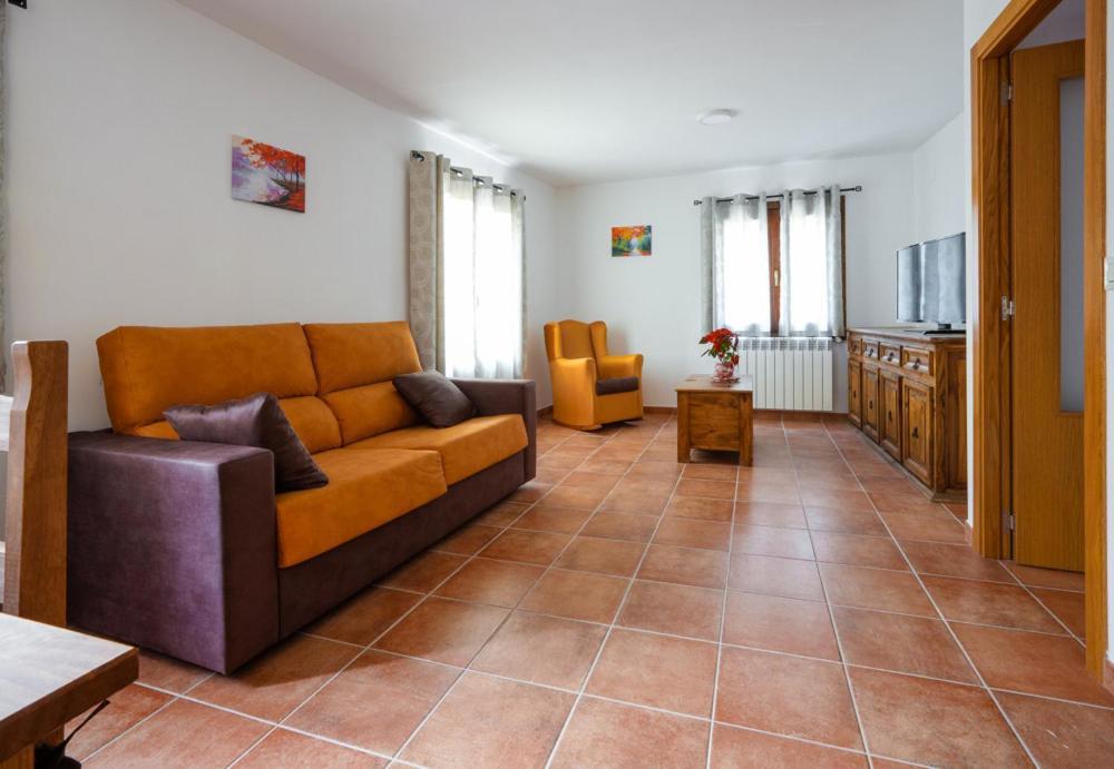 Hostal Antiguo Hospital Linares de Mora Luaran gambar