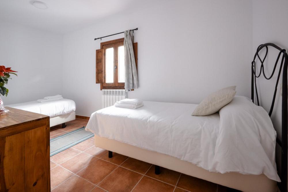Hostal Antiguo Hospital Linares de Mora Luaran gambar