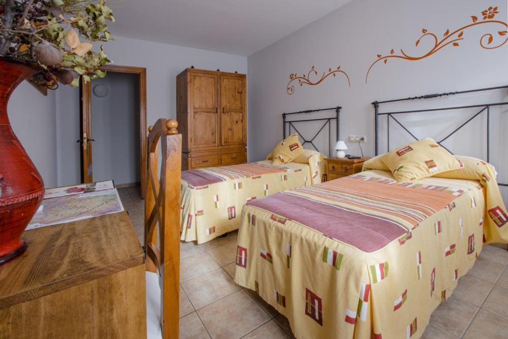 Hostal Antiguo Hospital Linares de Mora Luaran gambar