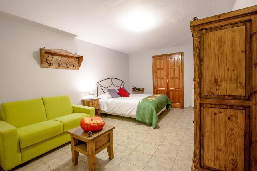 Hostal Antiguo Hospital Linares de Mora Luaran gambar
