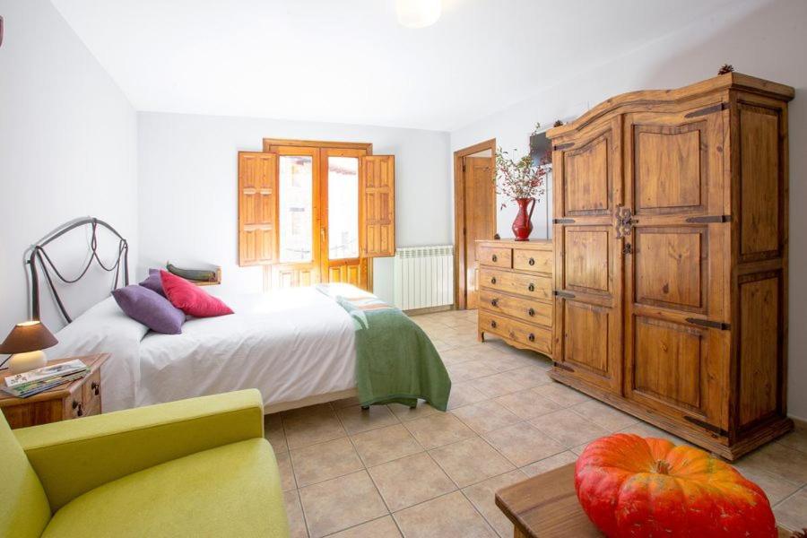 Hostal Antiguo Hospital Linares de Mora Luaran gambar