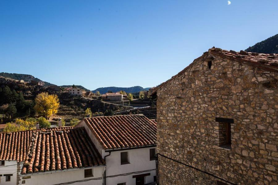 Hostal Antiguo Hospital Linares de Mora Luaran gambar